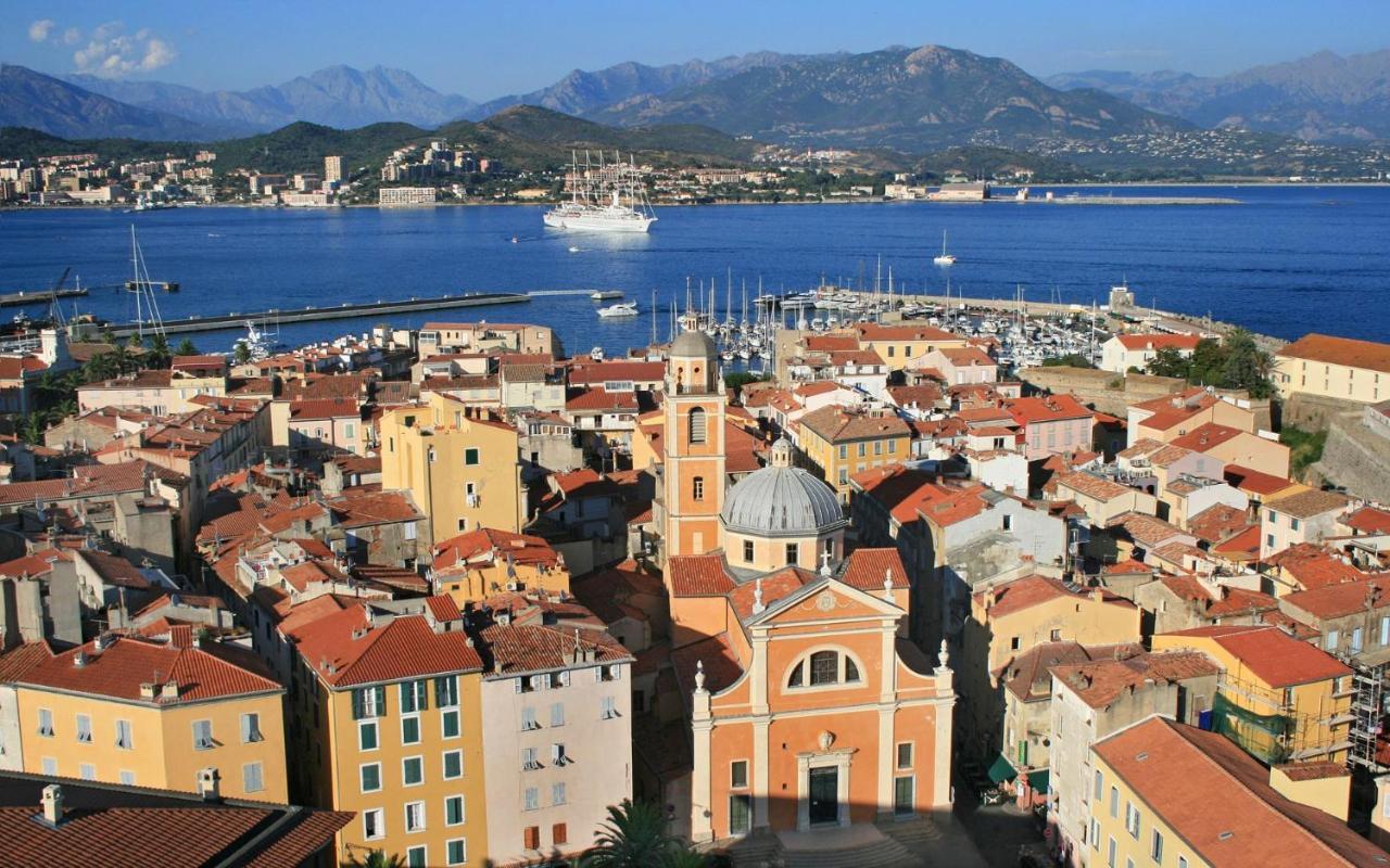 Appartement Avec Magnifique Vue Mer Ajaccio  Exterior photo